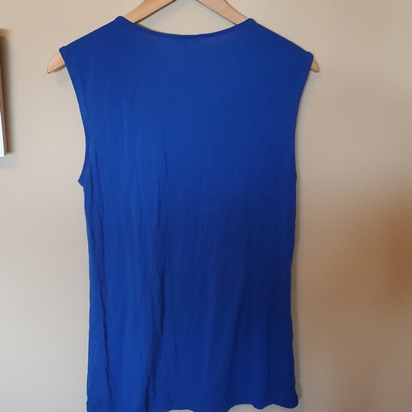 ⛱3/$20 RW&co Sleeveless Blue top - Picture 6 of 6